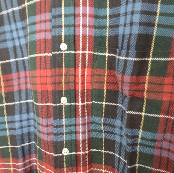 Britches Great Outdoors men's plaid long sleeve button down flannel - Picture 2 of 4